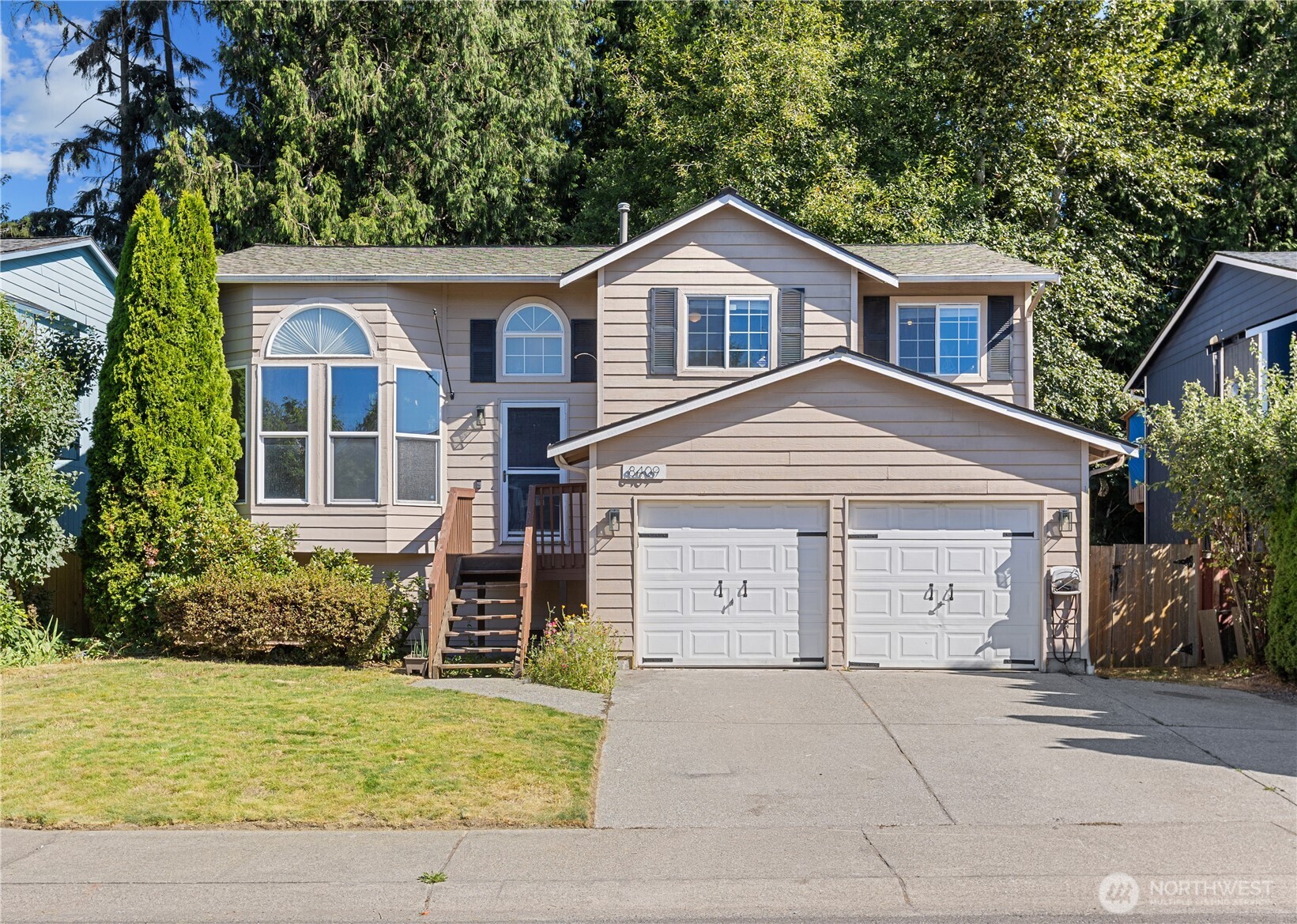8409 4th Place Property Photo 1