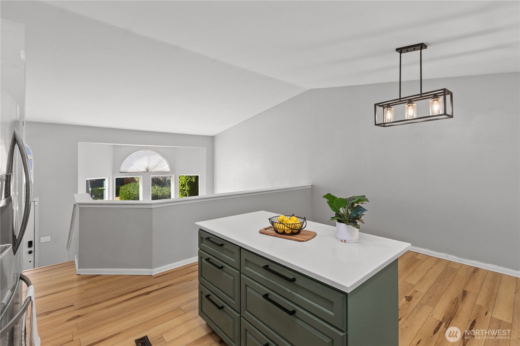 8409 4th Place Property Photo 11