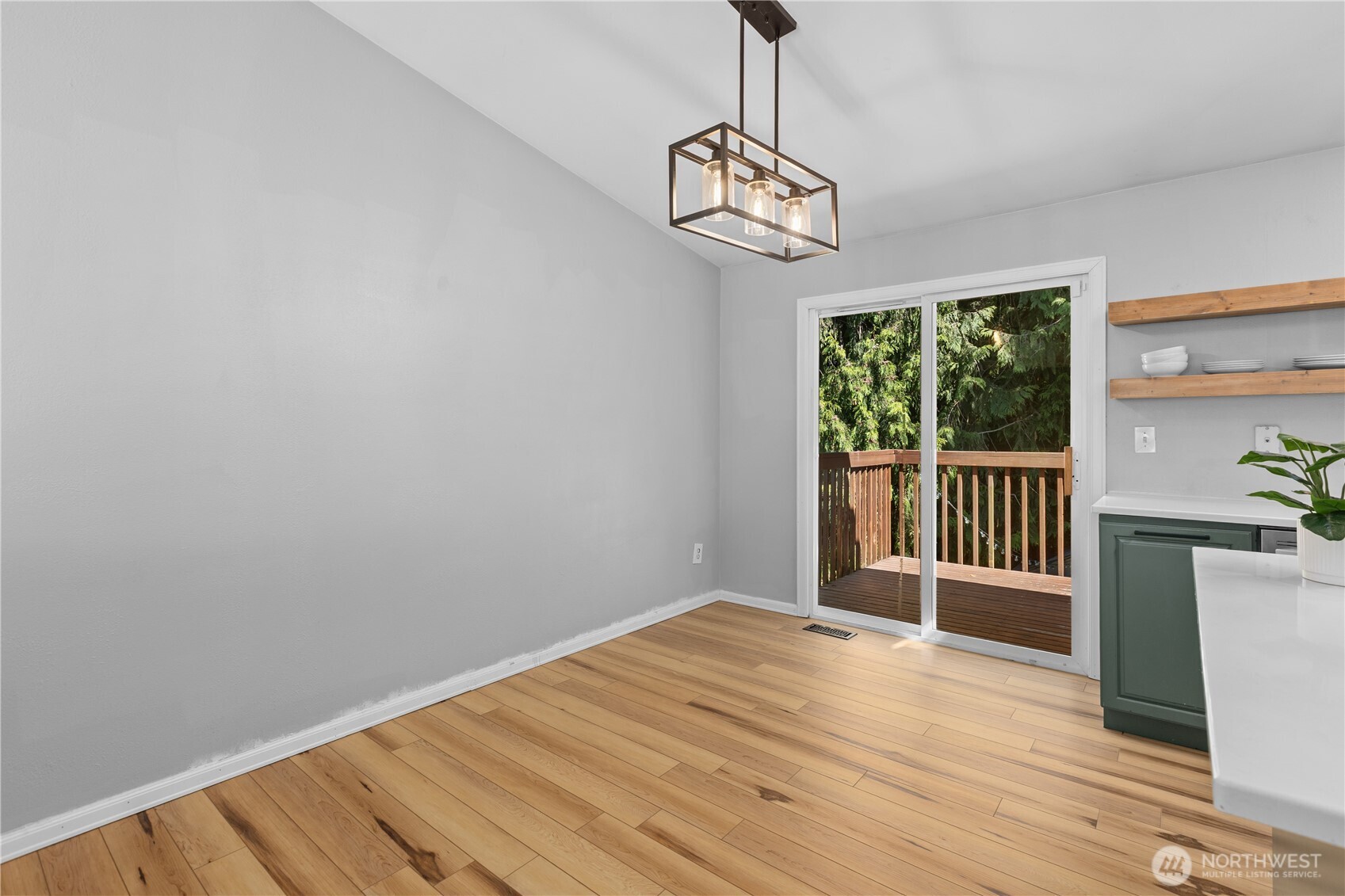 8409 4th Place Property Photo 14
