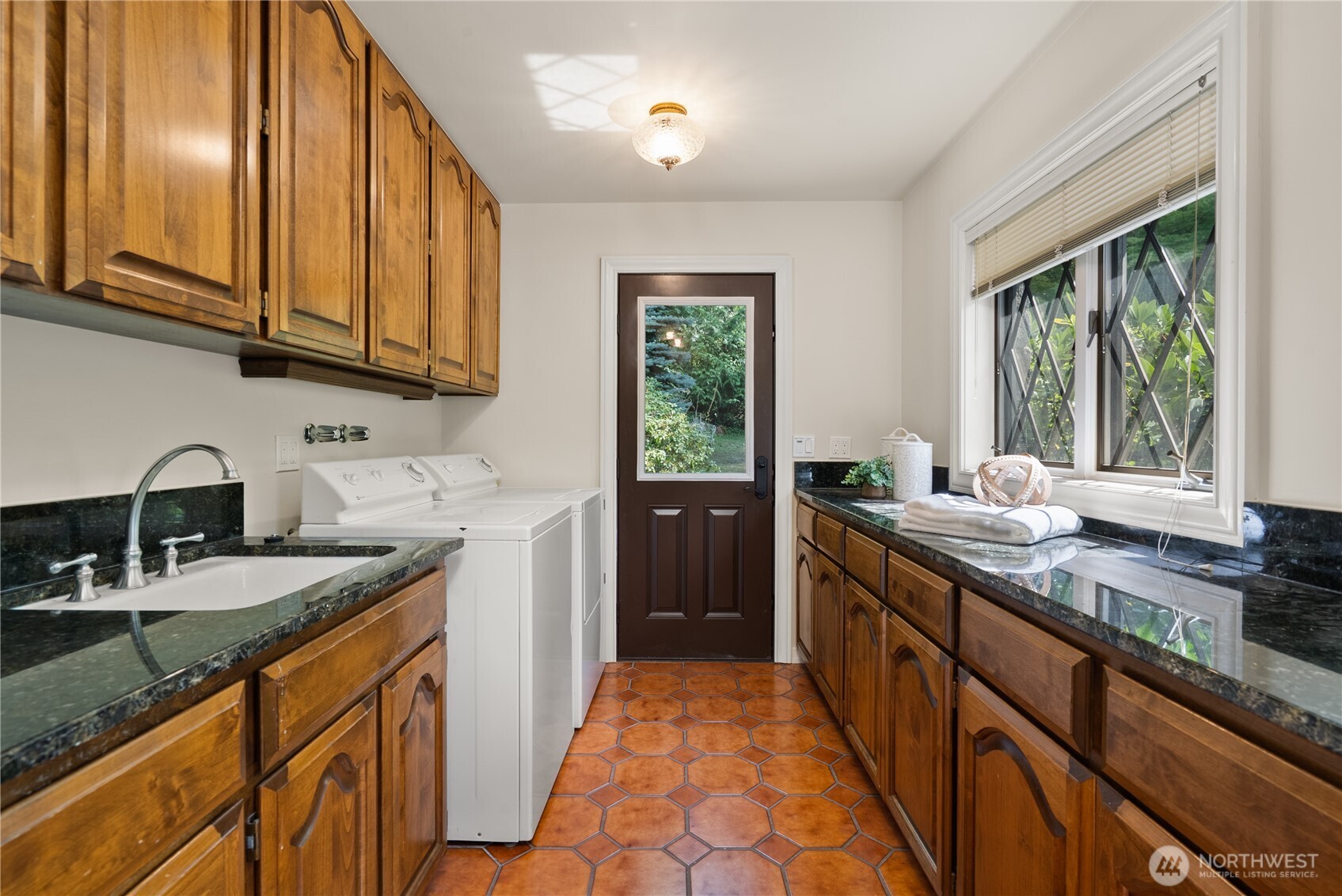 4430 Green Cove Street Property Photo 17
