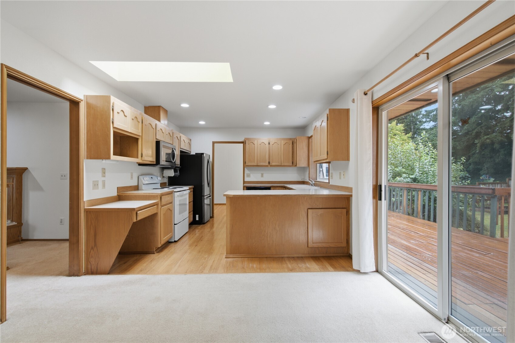 5536 70th Street Property Photo 6