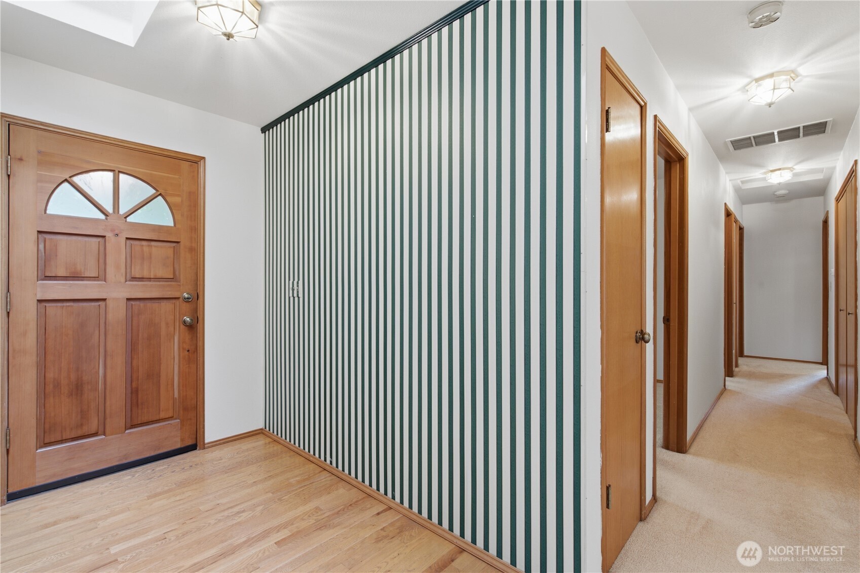 5536 70th Street Property Photo 12