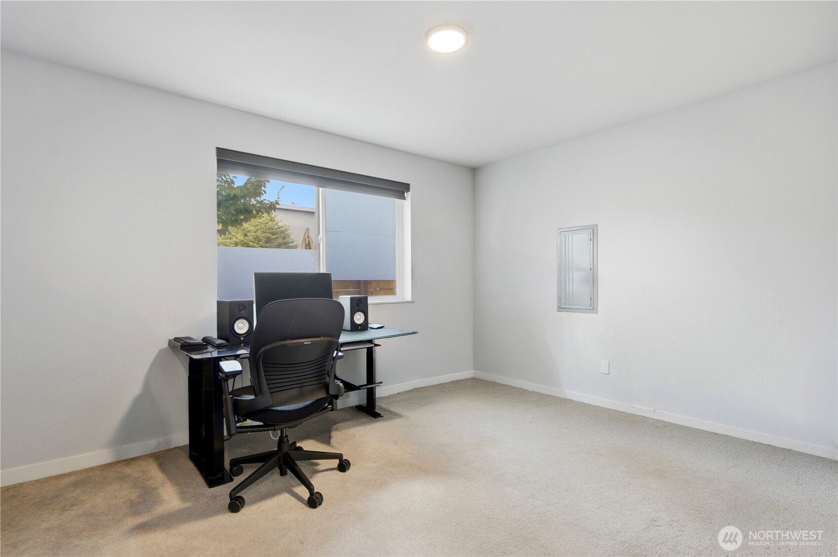 11530 Greenwood Avenue Property Photo 4