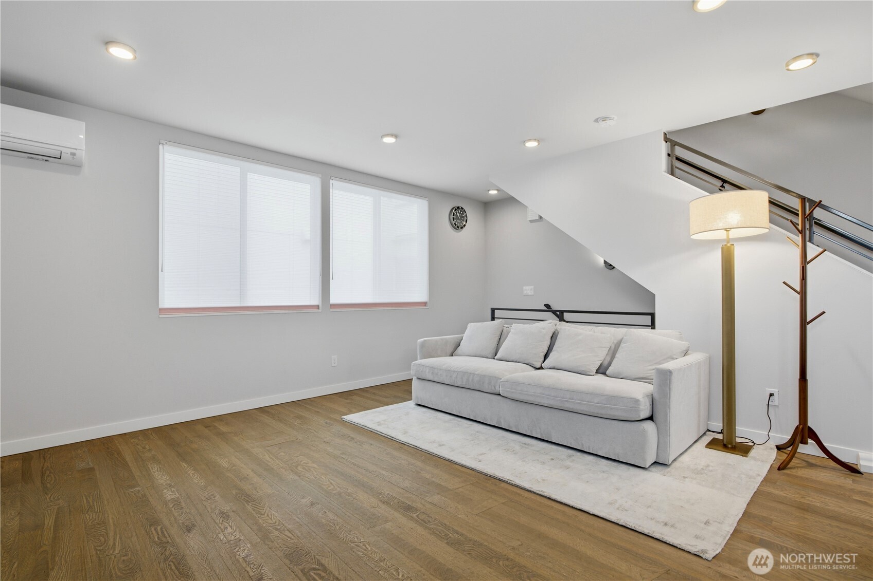 11530 Greenwood Avenue Property Photo 11