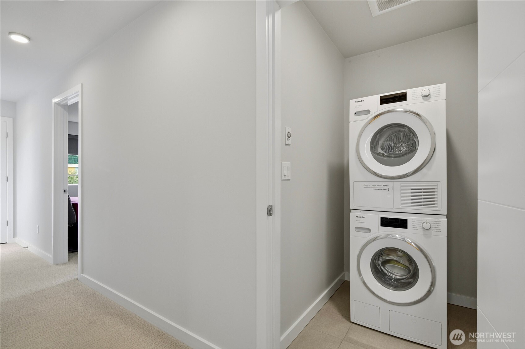 11530 Greenwood Avenue Property Photo 18