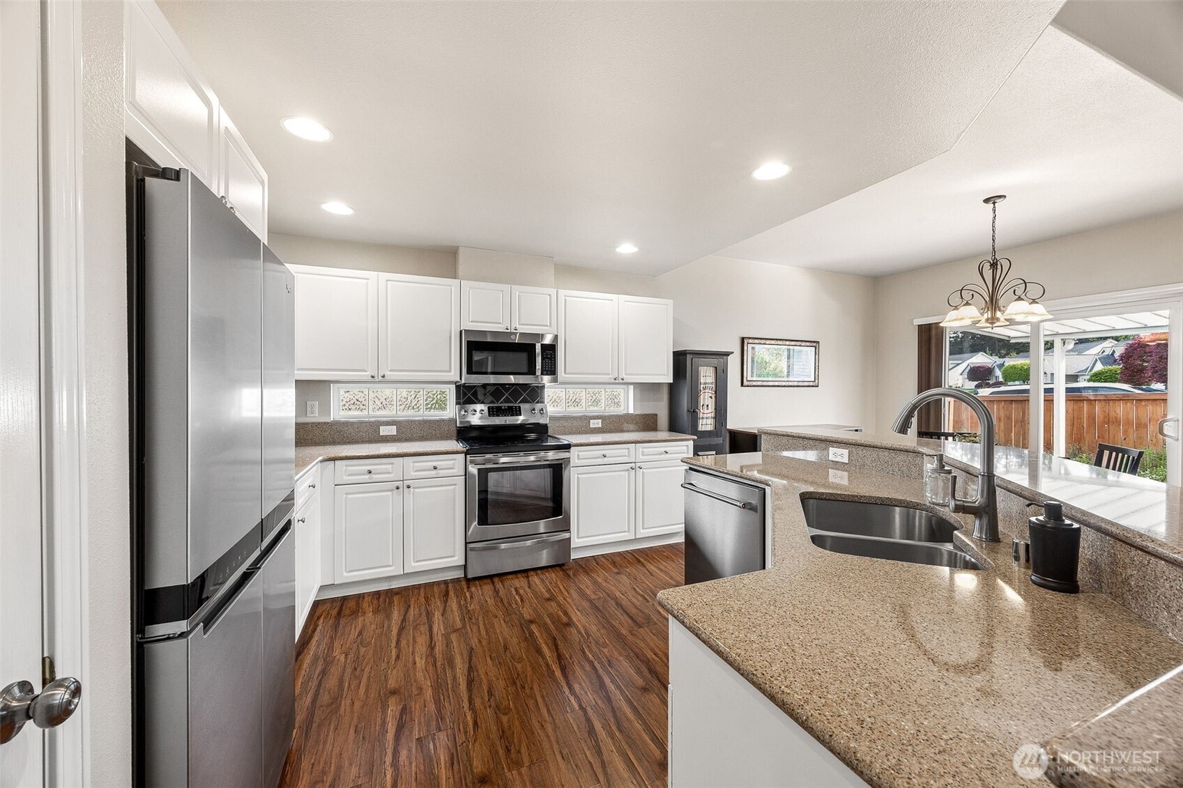 17007 91st Avenue Property Photo 5