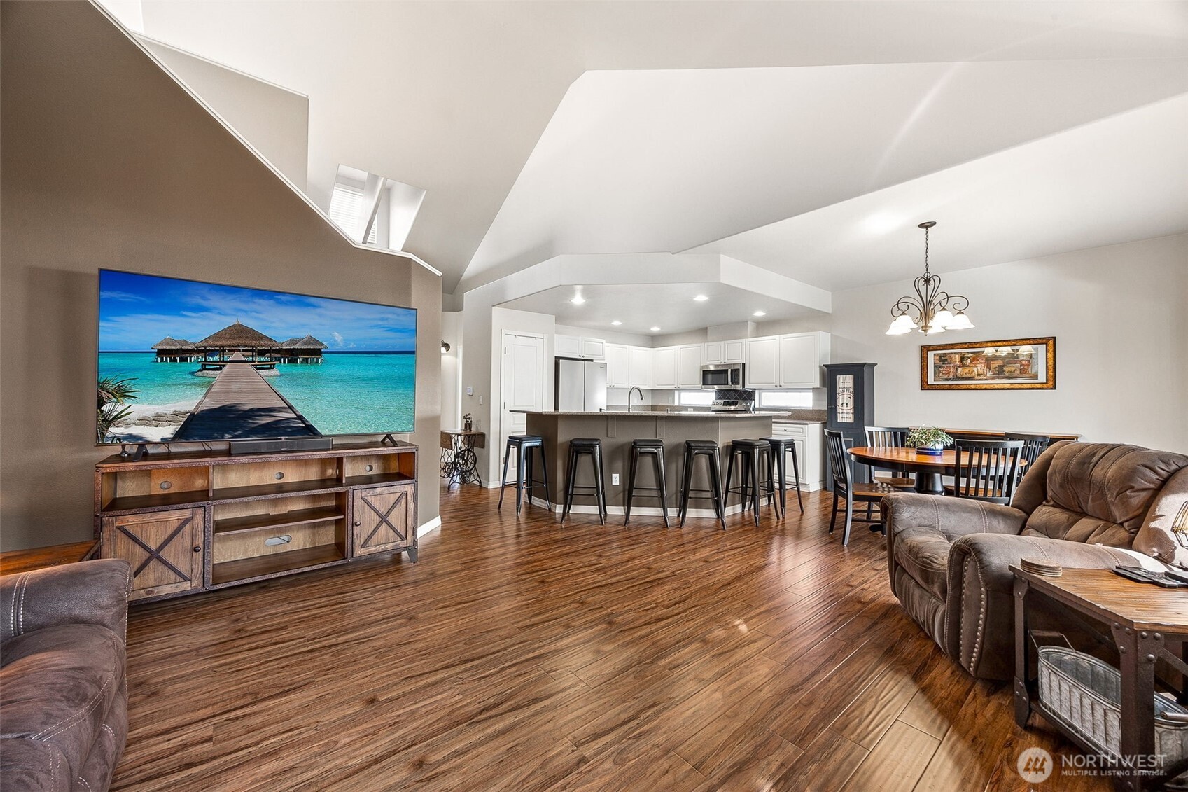 17007 91st Avenue Property Photo 10