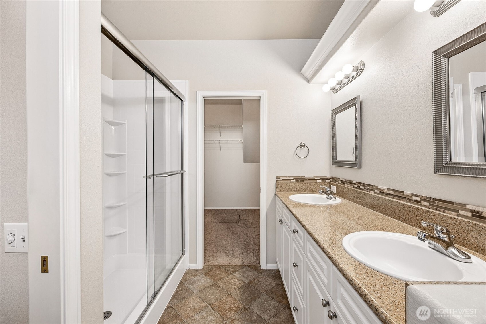 17007 91st Avenue Property Photo 15