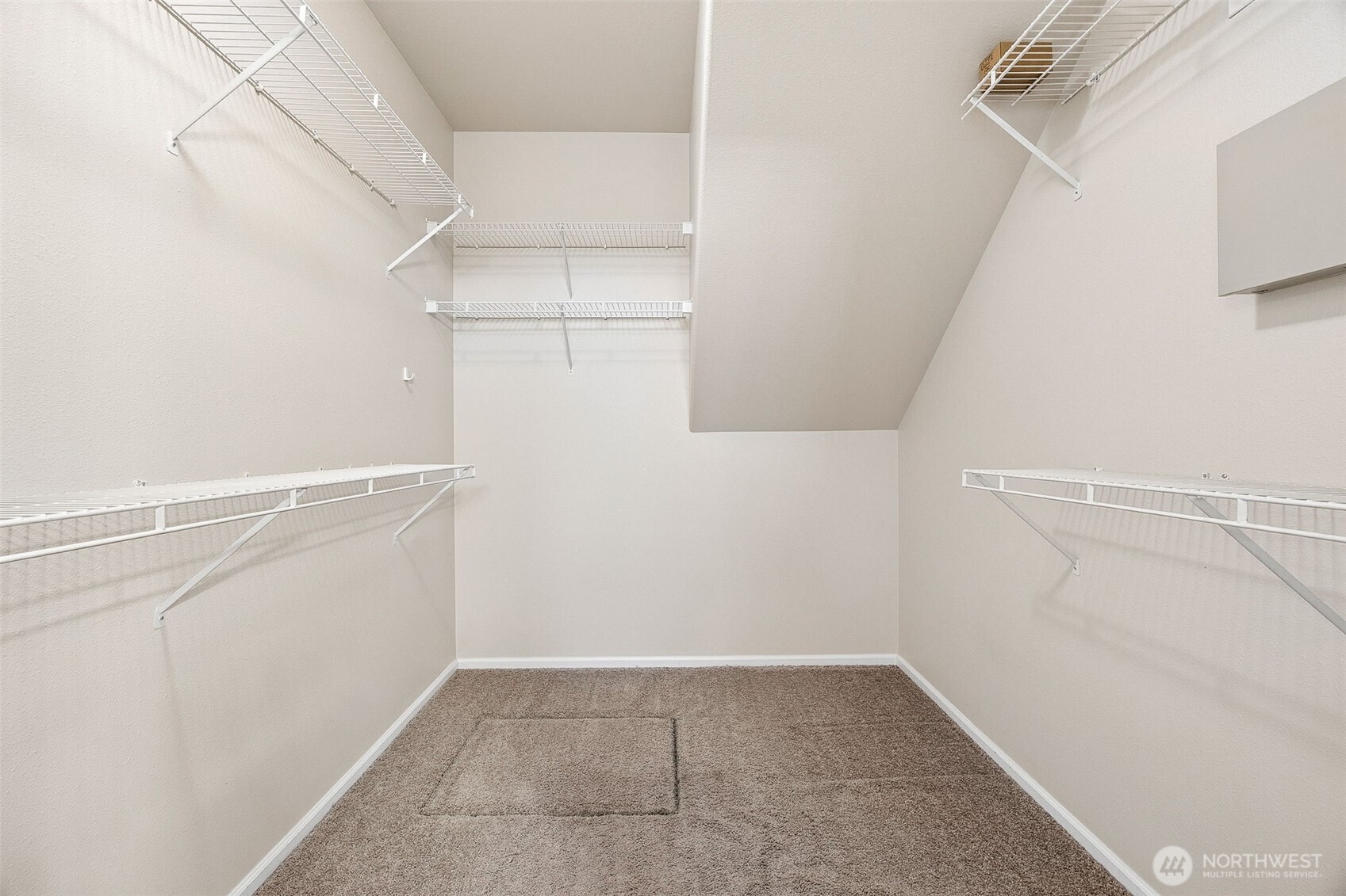 17007 91st Avenue Property Photo 16
