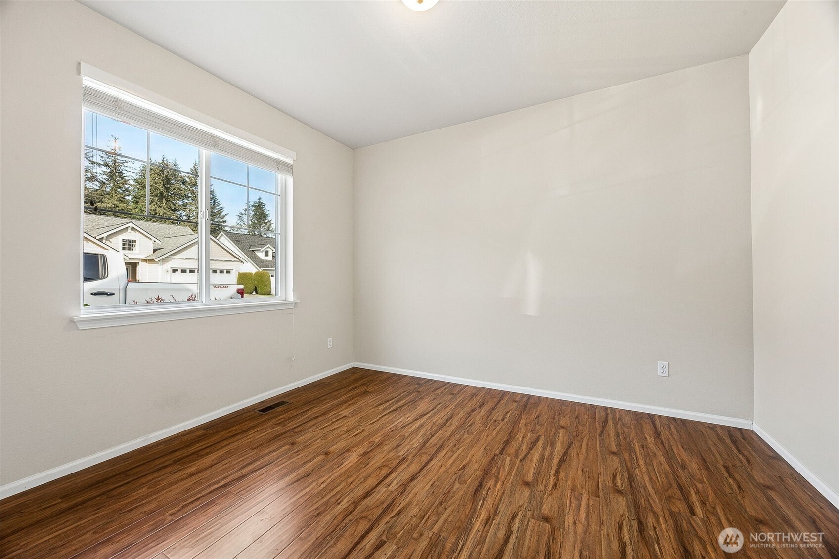 17007 91st Avenue Property Photo 17