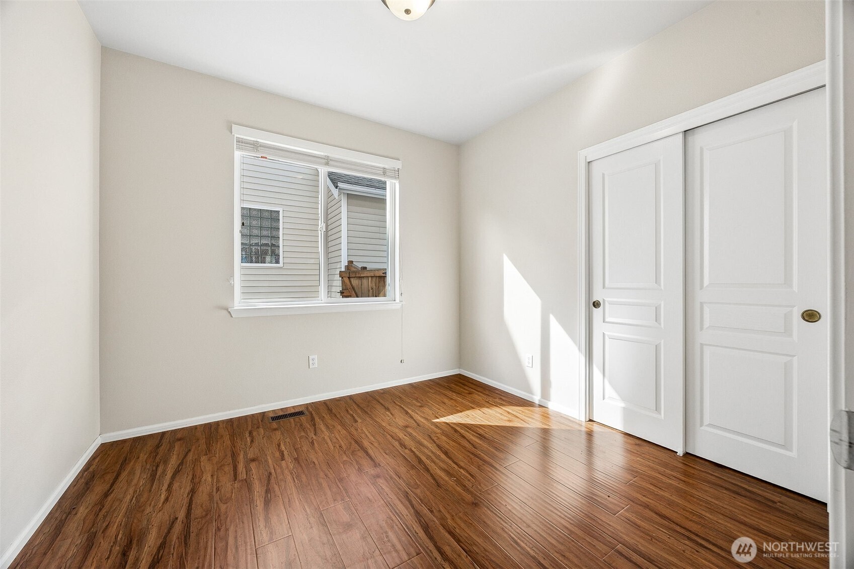 17007 91st Avenue Property Photo 18