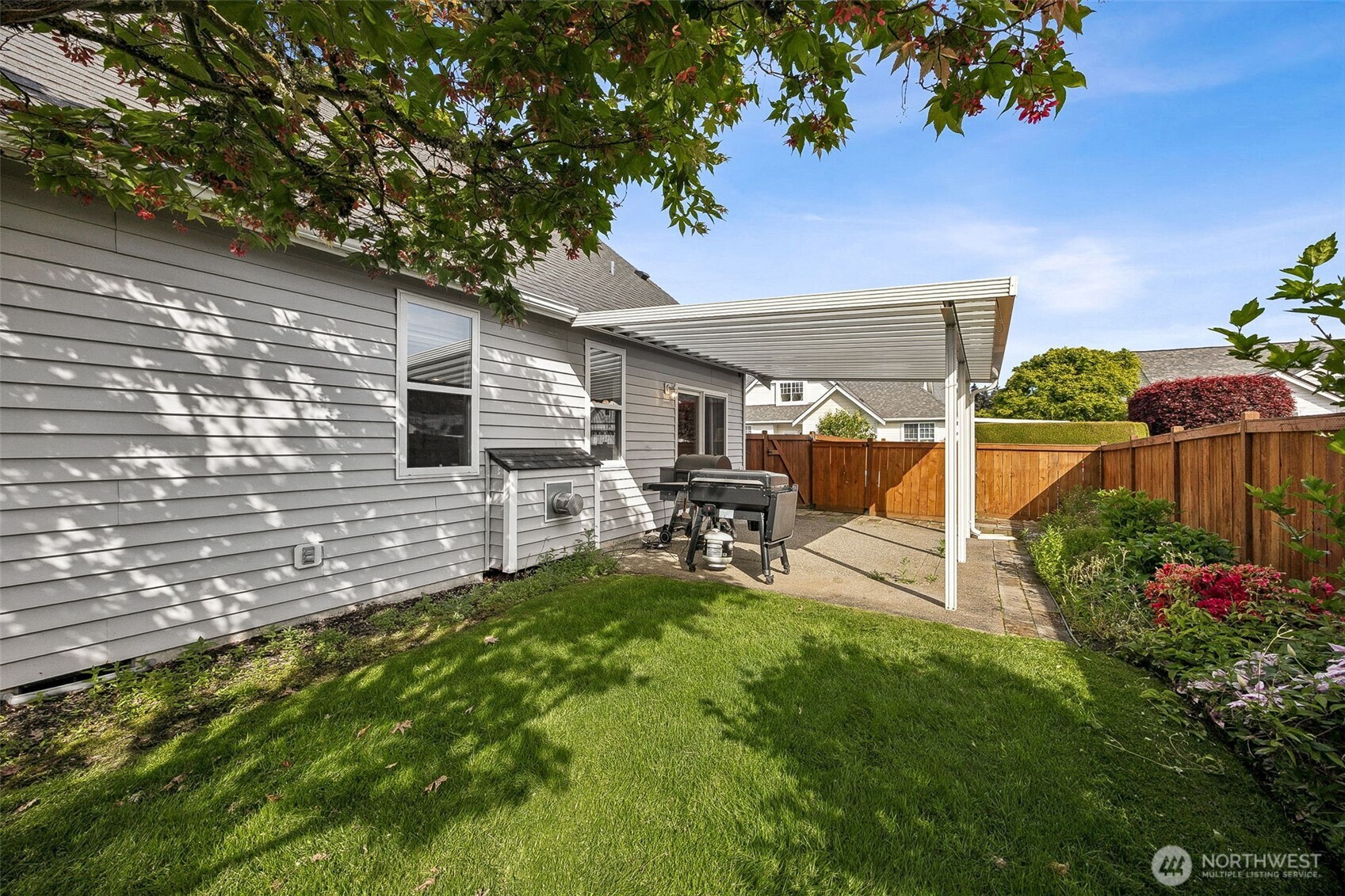 17007 91st Avenue Property Photo 24