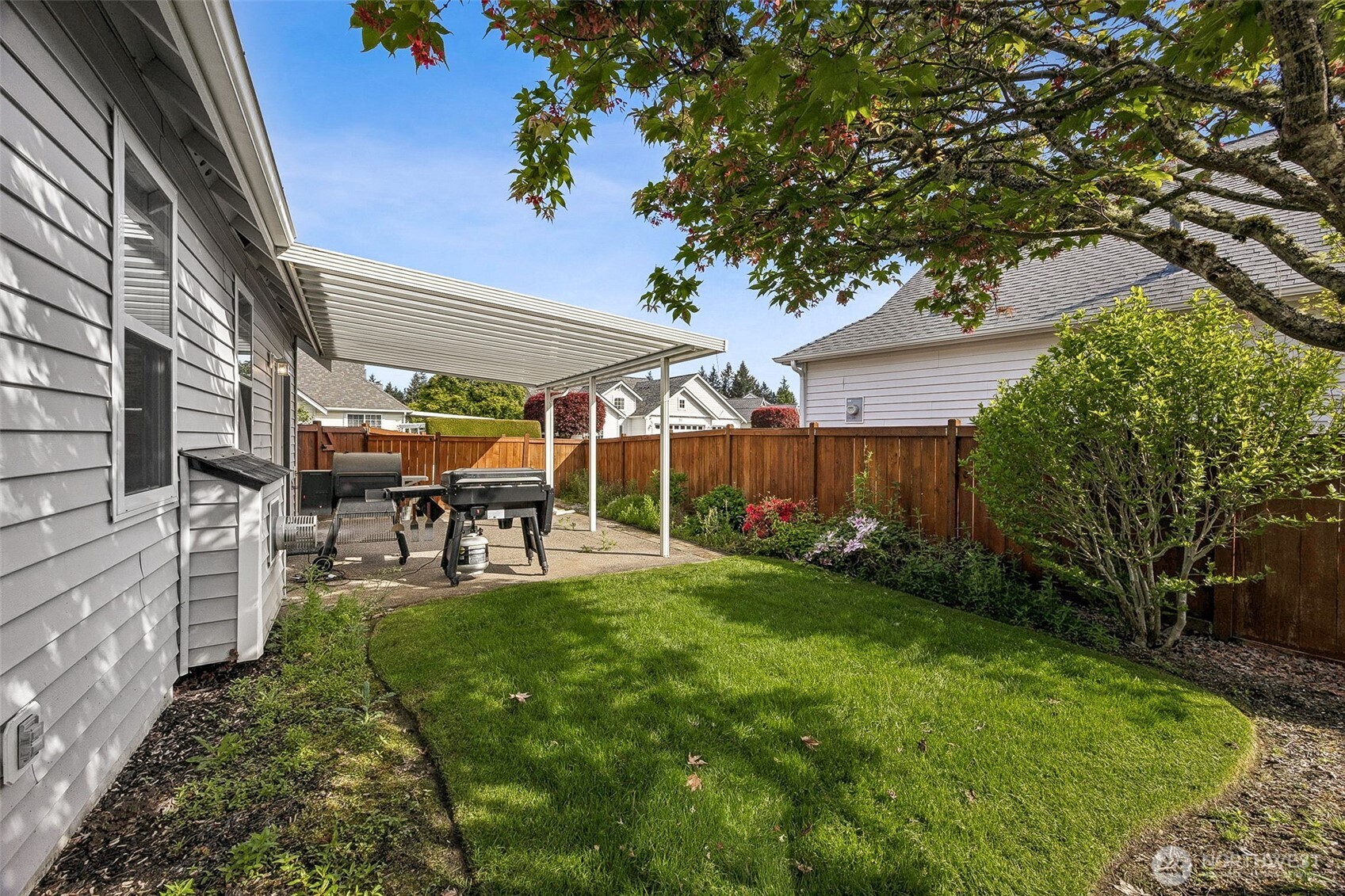 17007 91st Avenue Property Photo 25