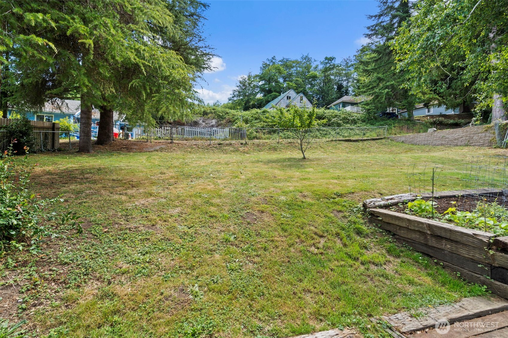 613 Cherry Street Property Photo 28