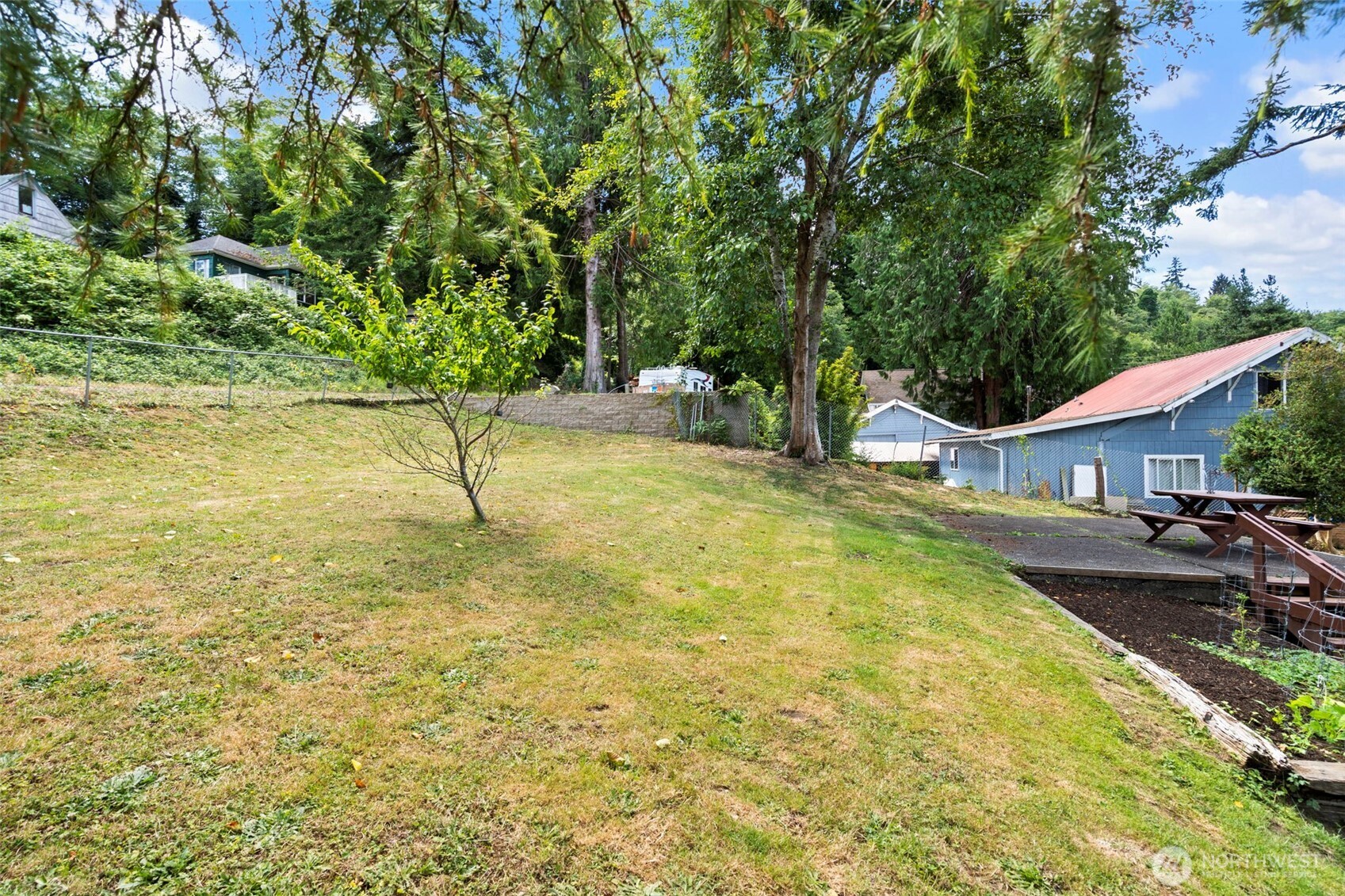 613 Cherry Street Property Photo 30