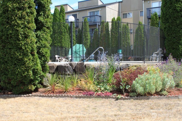 31003 14th Way H-13 Property Photo 13