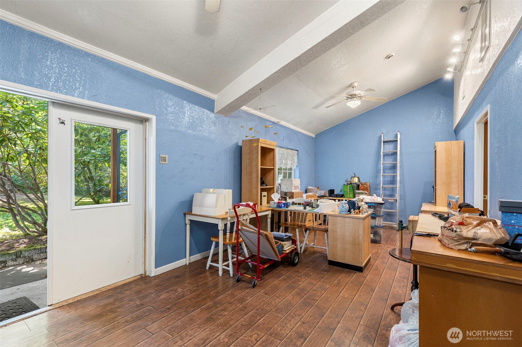 15900 Clear Creek Road Property Photo 5
