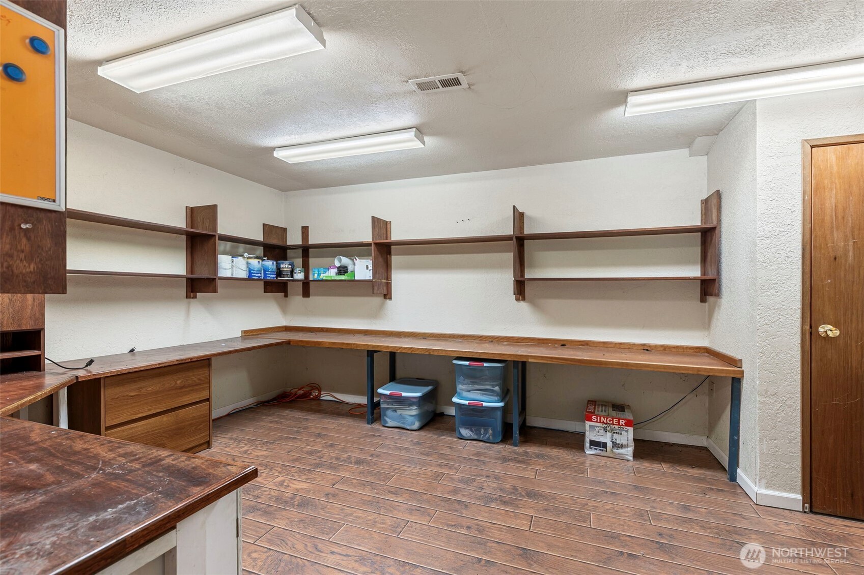 15900 Clear Creek Road Property Photo 6