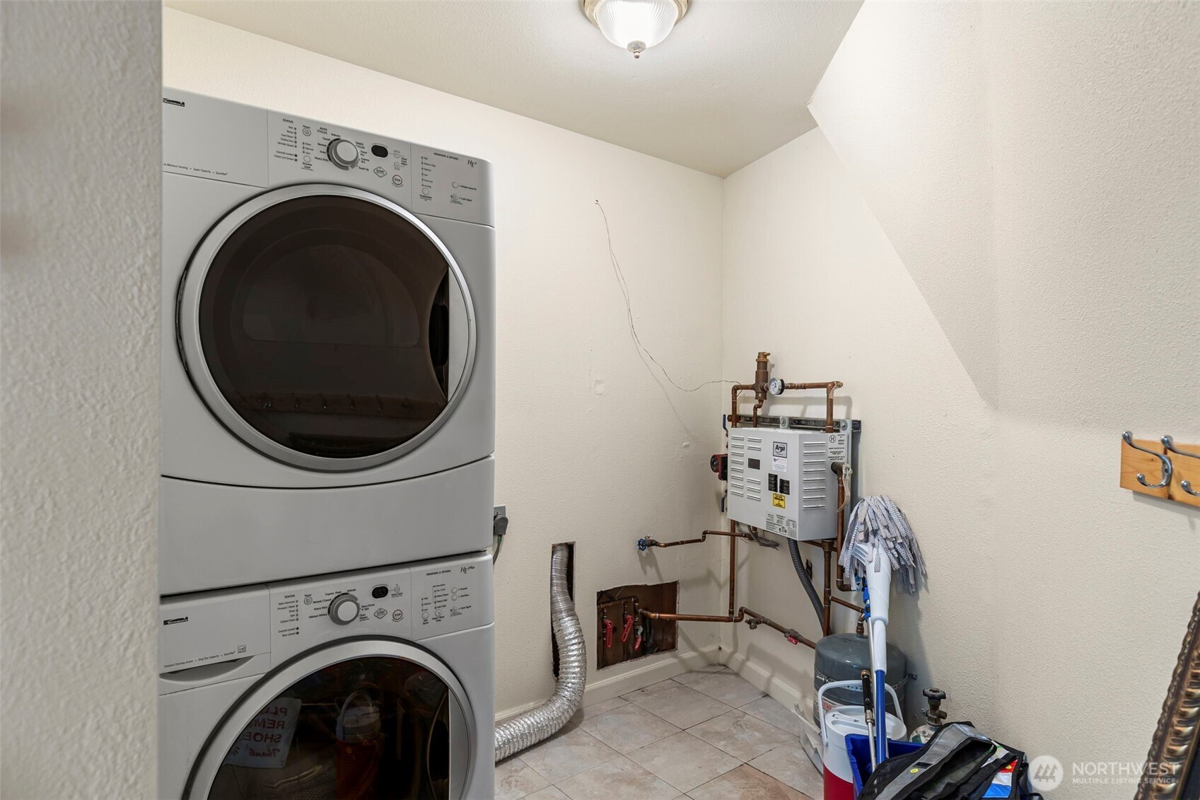 15900 Clear Creek Road Property Photo 17