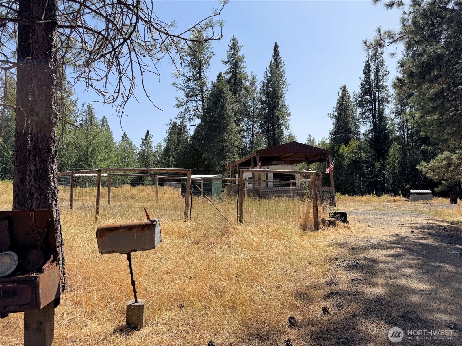 2 Miles/creston Road Property Photo 20