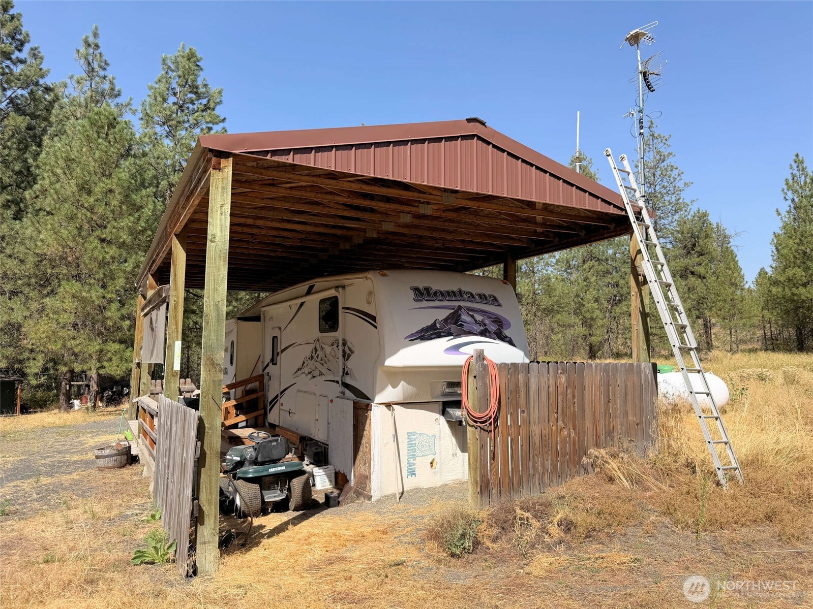 2 Miles/creston Road Property Photo 29