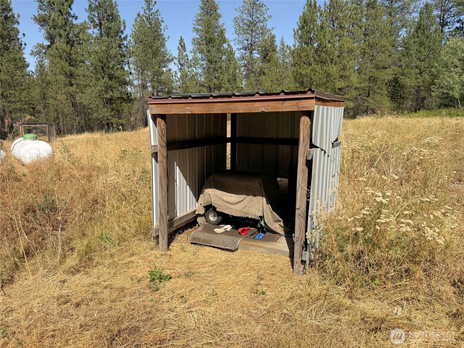 2 Miles/creston Road Property Photo 30