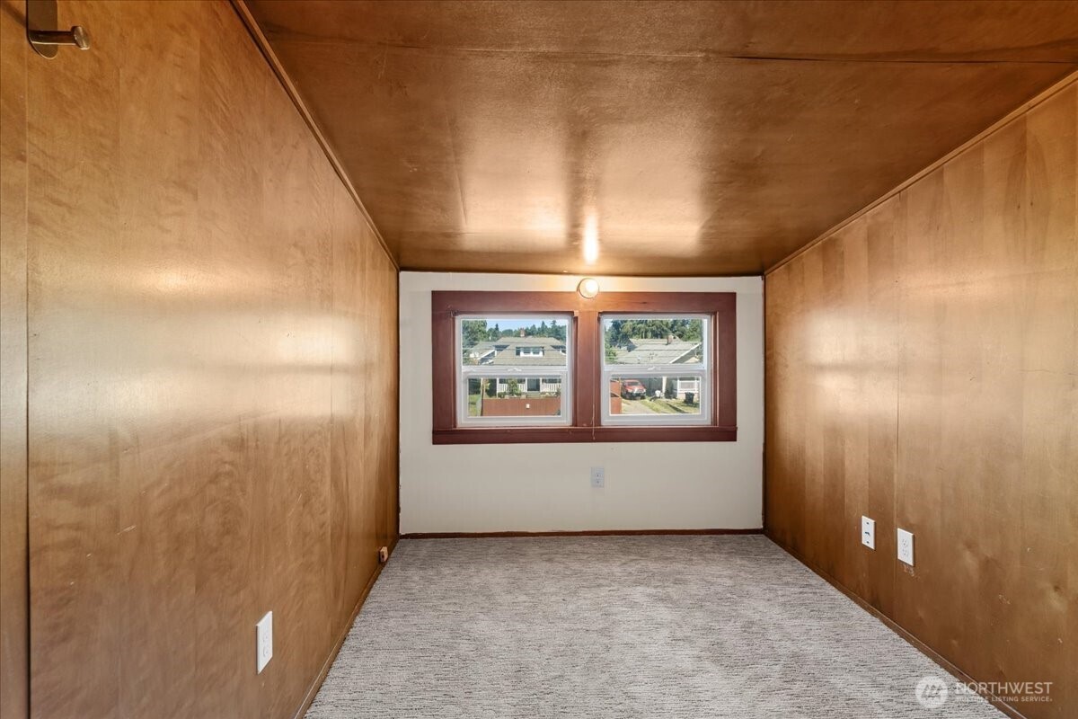 1432 S 56th Street Property Photo 17