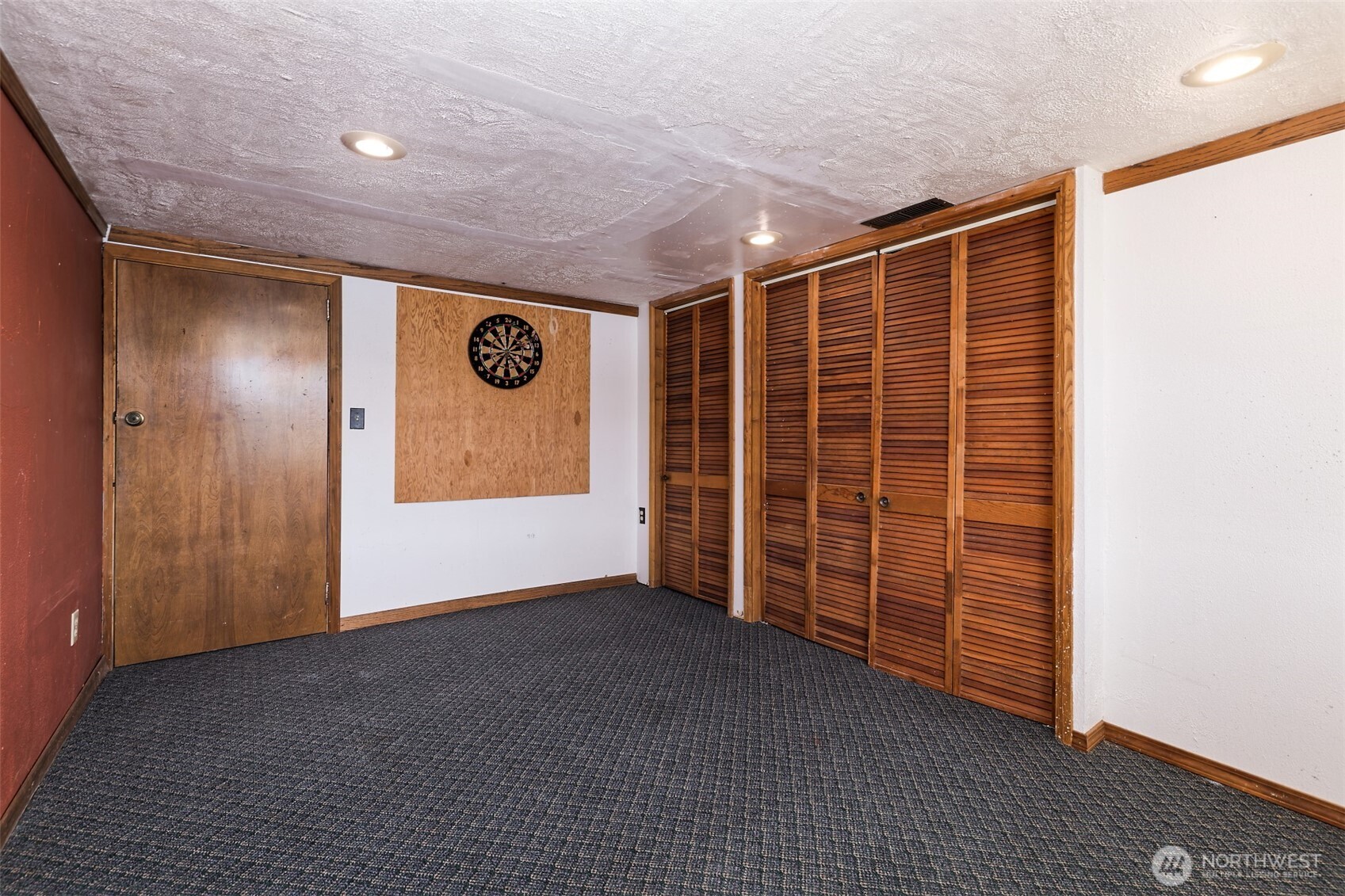 411 E Orchard Lane Property Photo 23