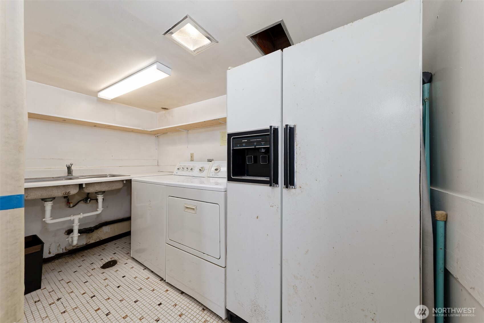 411 E Orchard Lane Property Photo 25