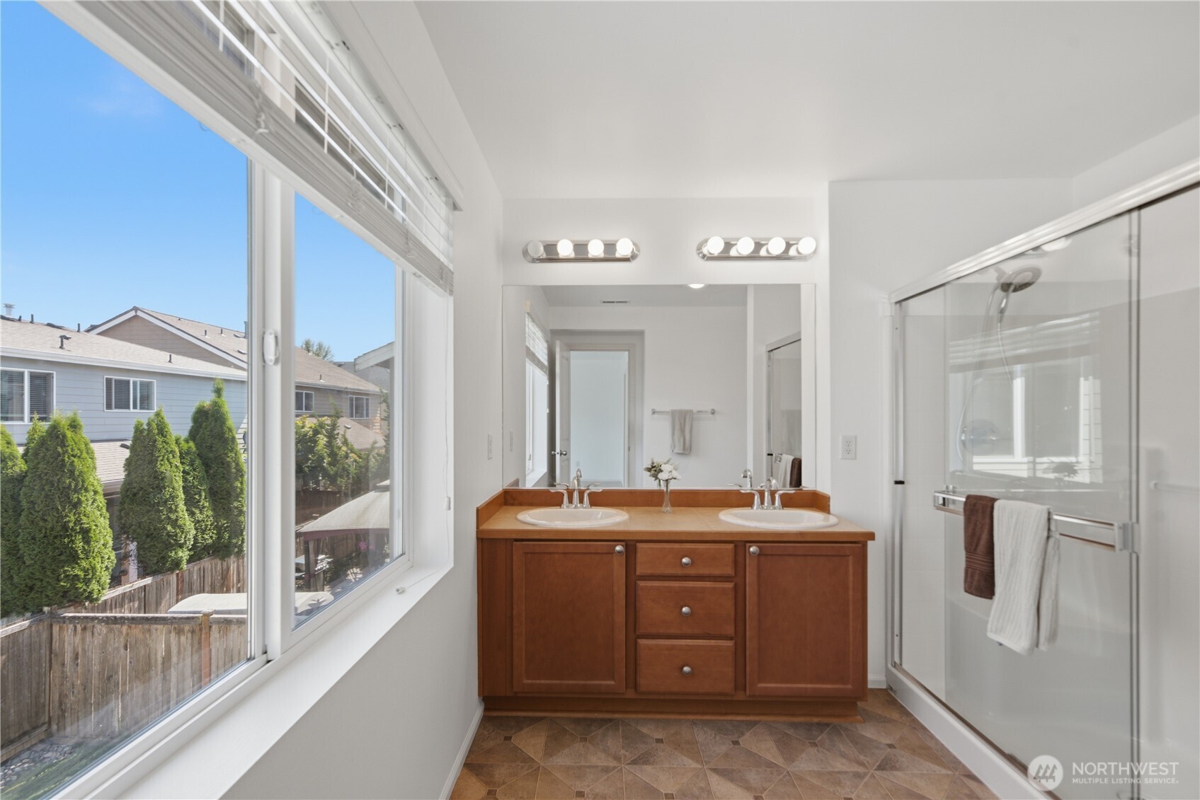14019 33rd Drive Property Photo 17