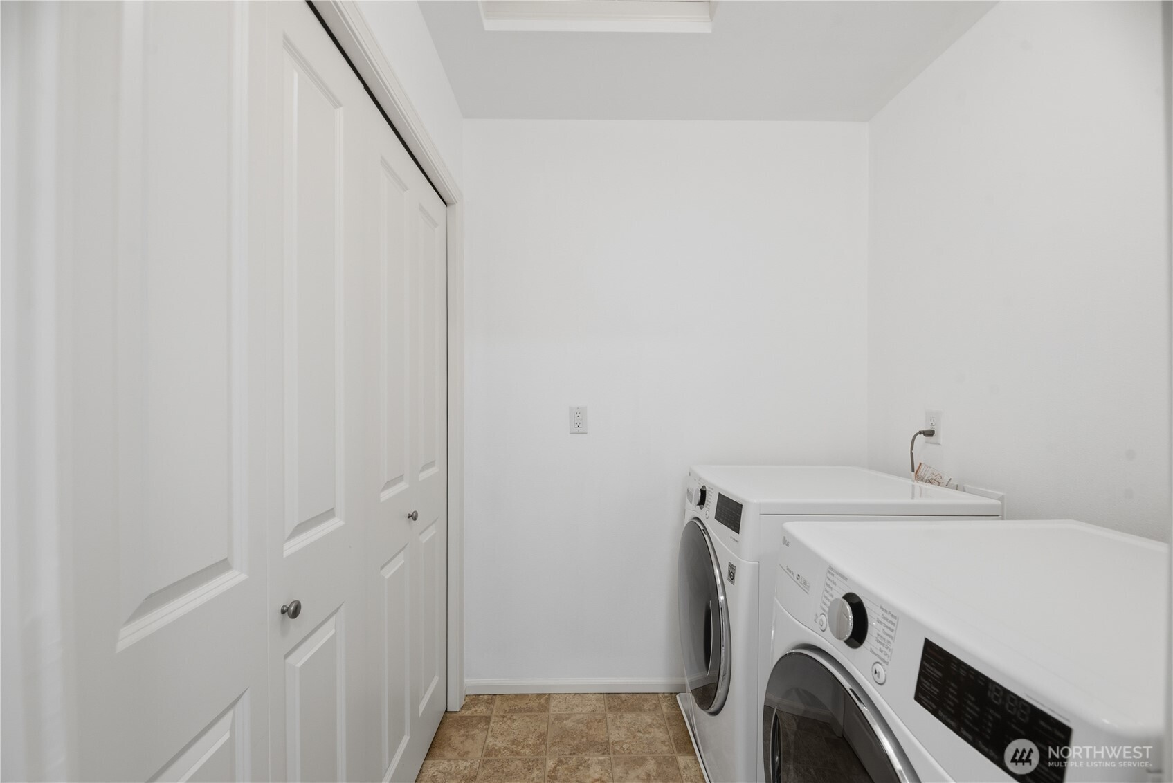 14019 33rd Drive Property Photo 24