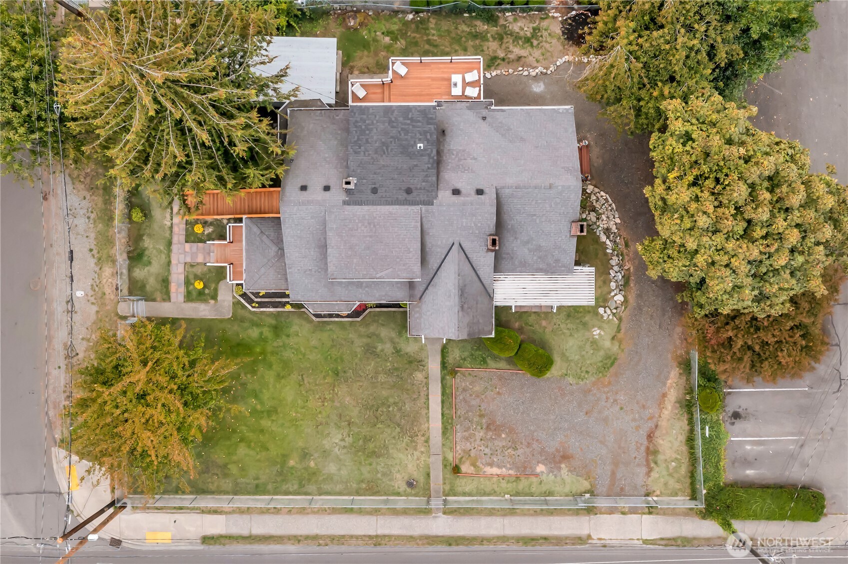 7656 Pacific Avenue Property Photo 4