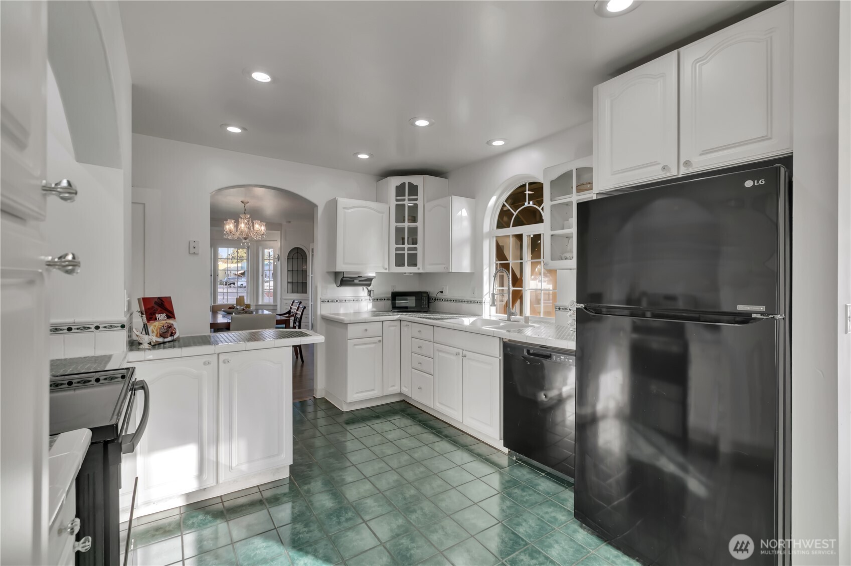 7656 Pacific Avenue Property Photo 15