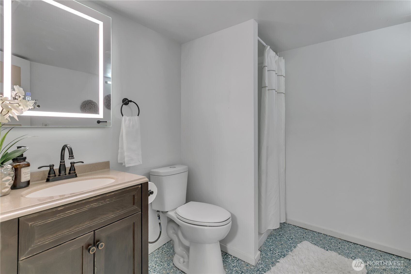 7656 Pacific Avenue Property Photo 36