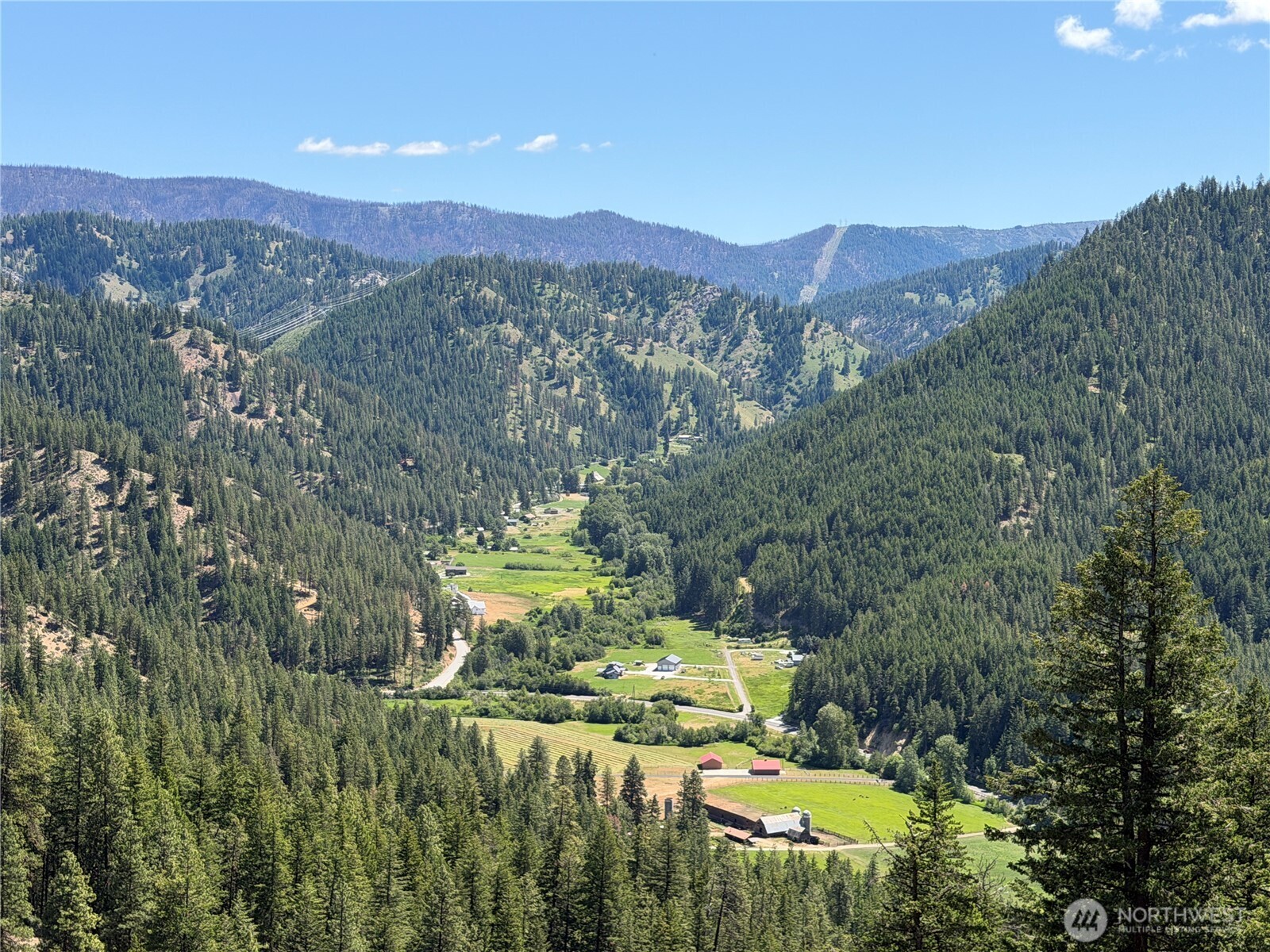 16100 Chumstick Highway Property Photo 9