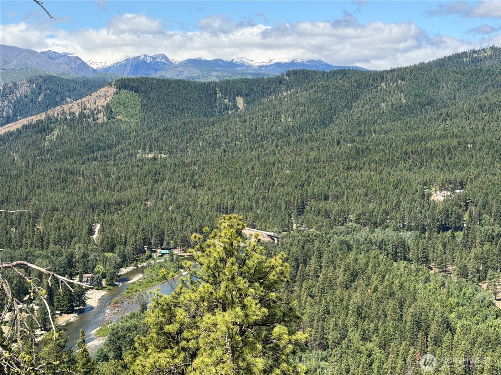 16100 Chumstick Highway Property Photo 10