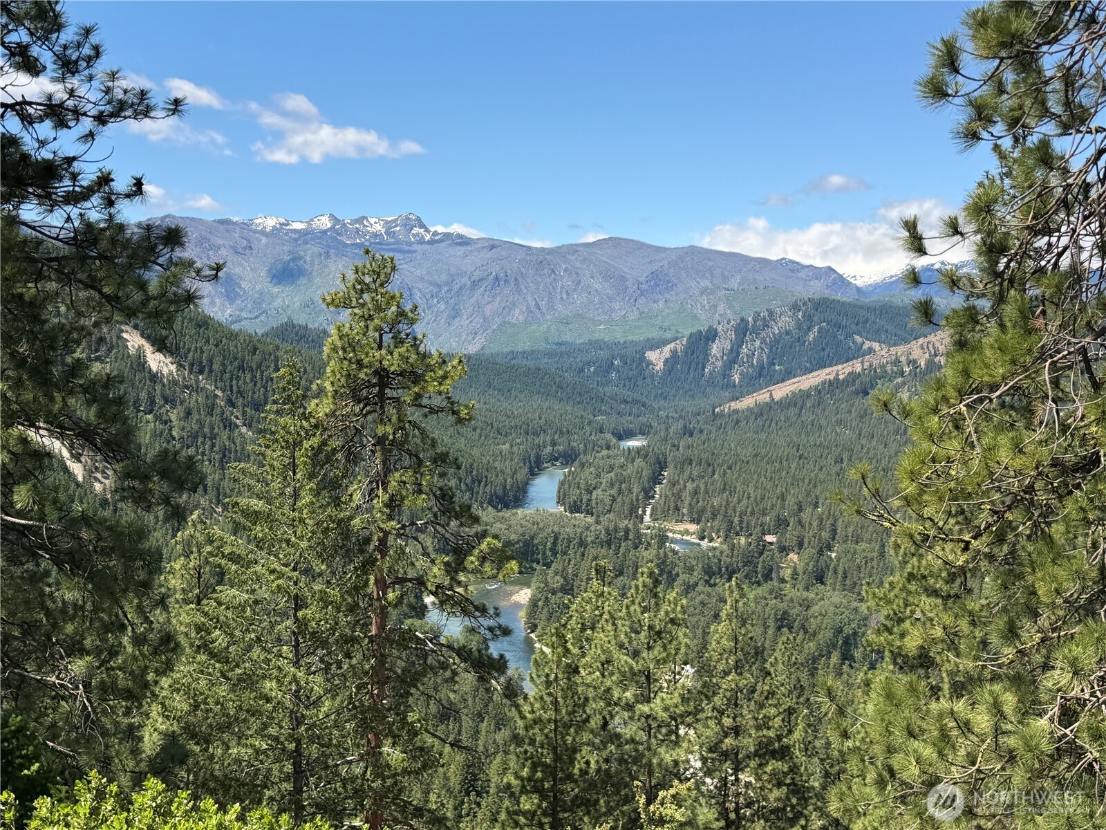 16100 Chumstick Highway Property Photo 18
