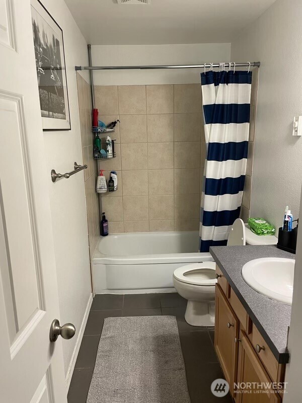 210 Broadway 6 Property Photo 12