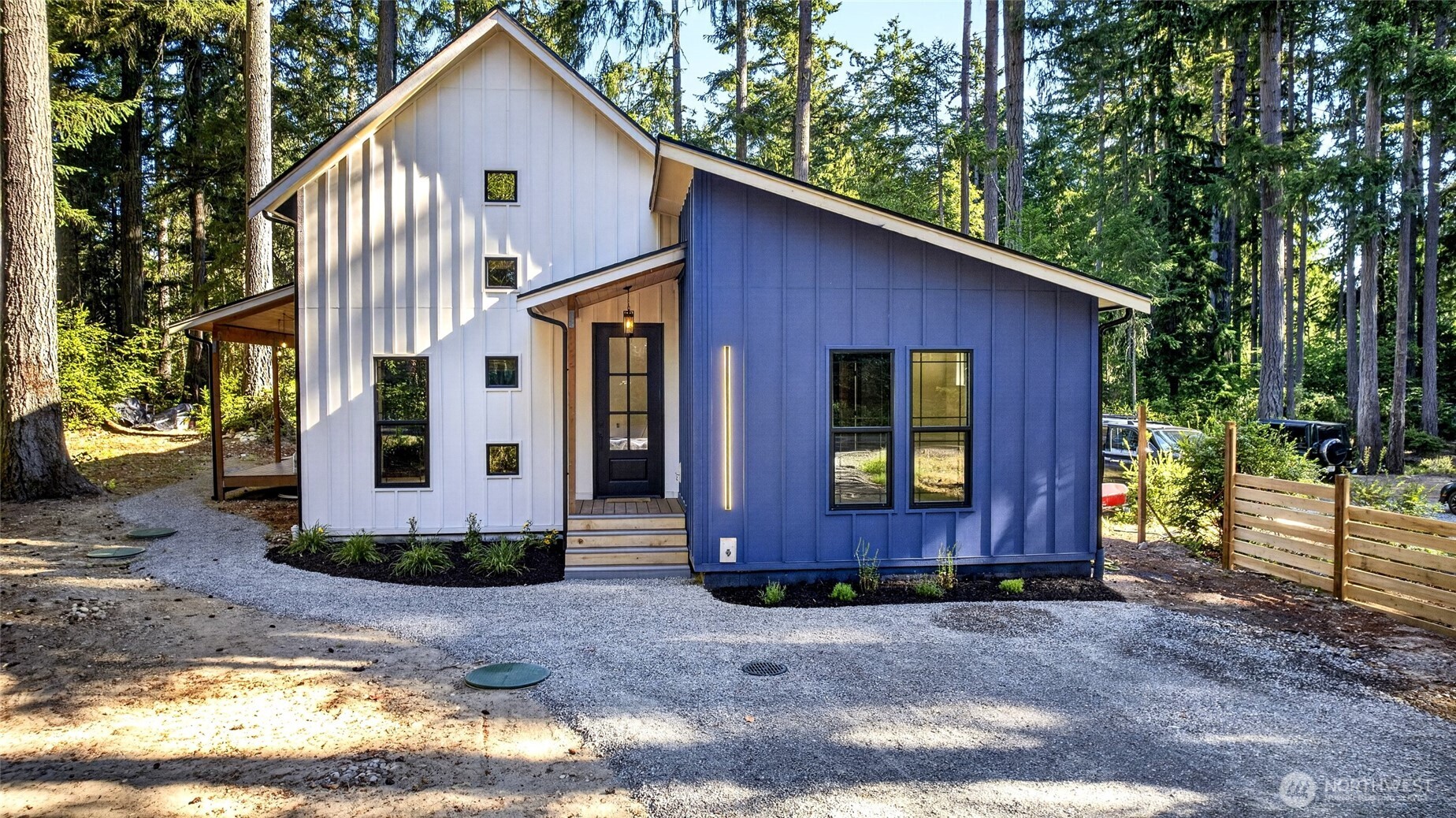 11215 Juniper Place Property Photo 2