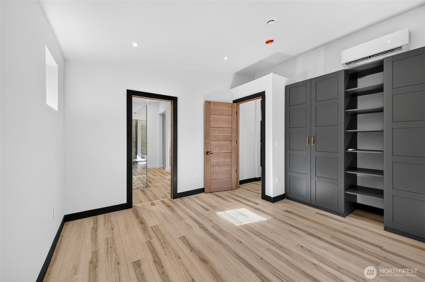 11215 Juniper Place Property Photo 16