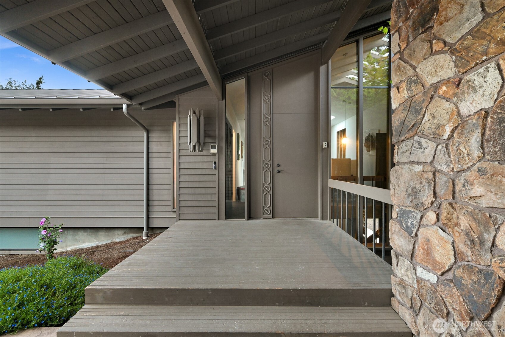 430 Bayside Drive Property Photo 4