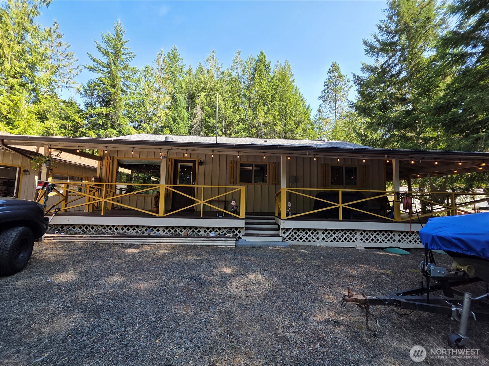 400 Seamount Drive Property Photo 2