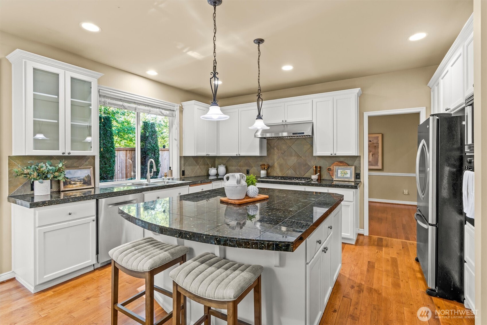 1409 271st Place Se Property Photo 11