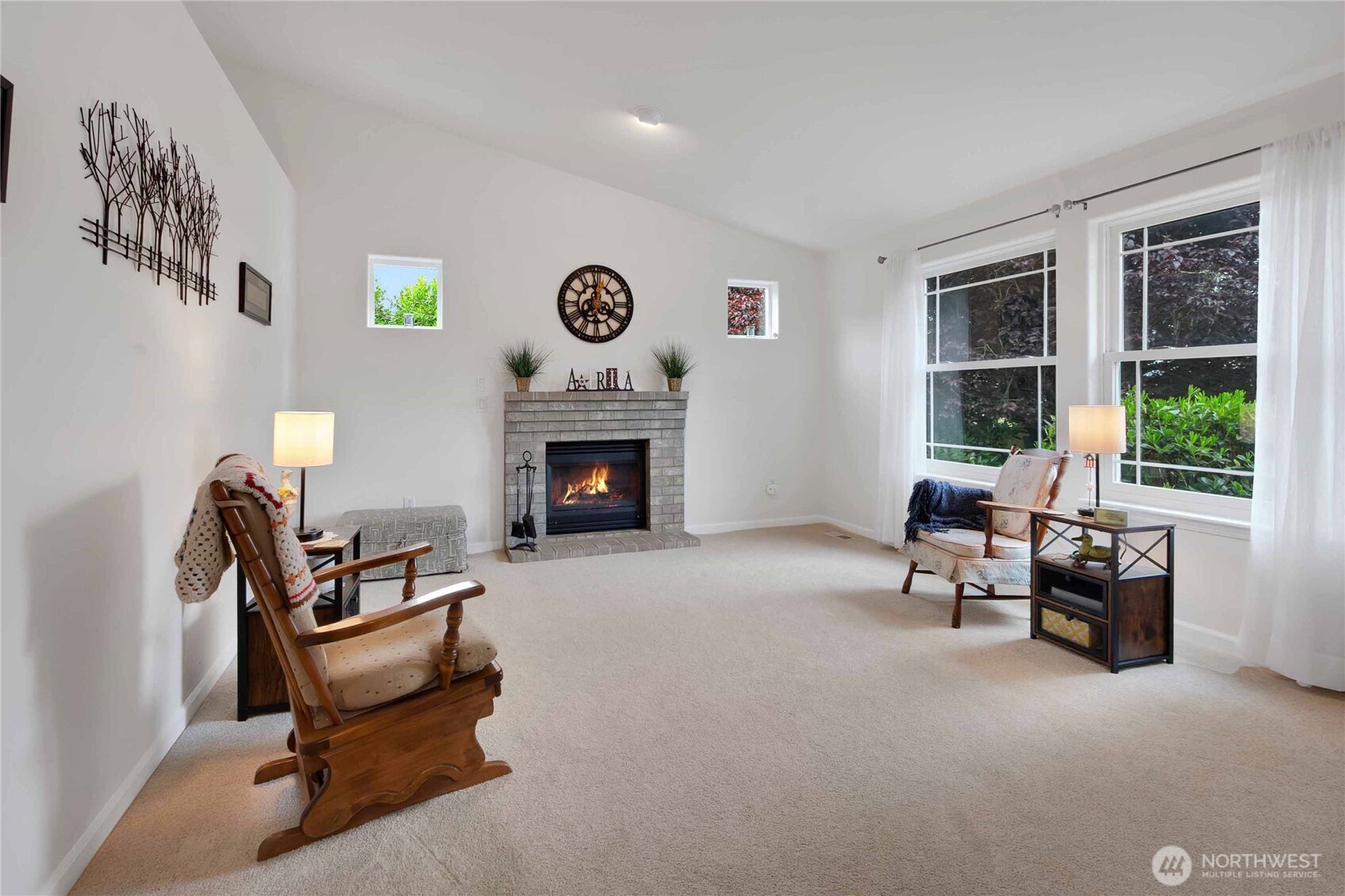 10909 Vickery Avenue Property Photo 5