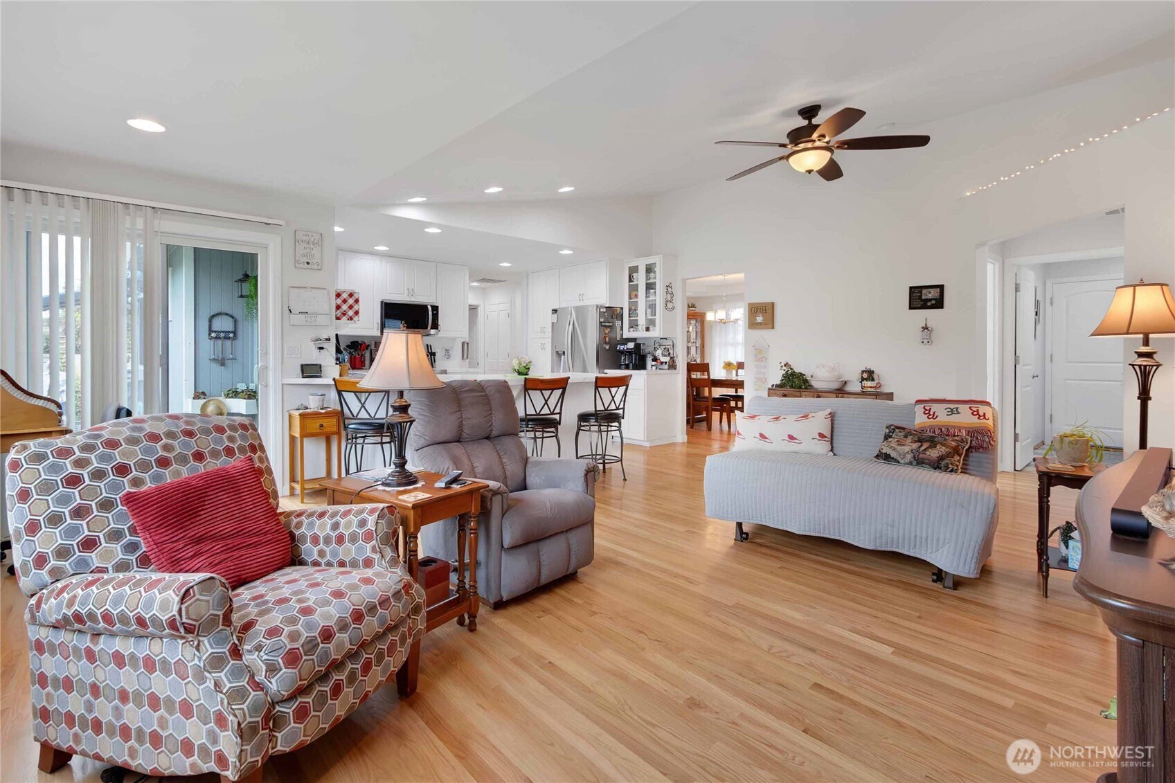 10909 Vickery Avenue Property Photo 16