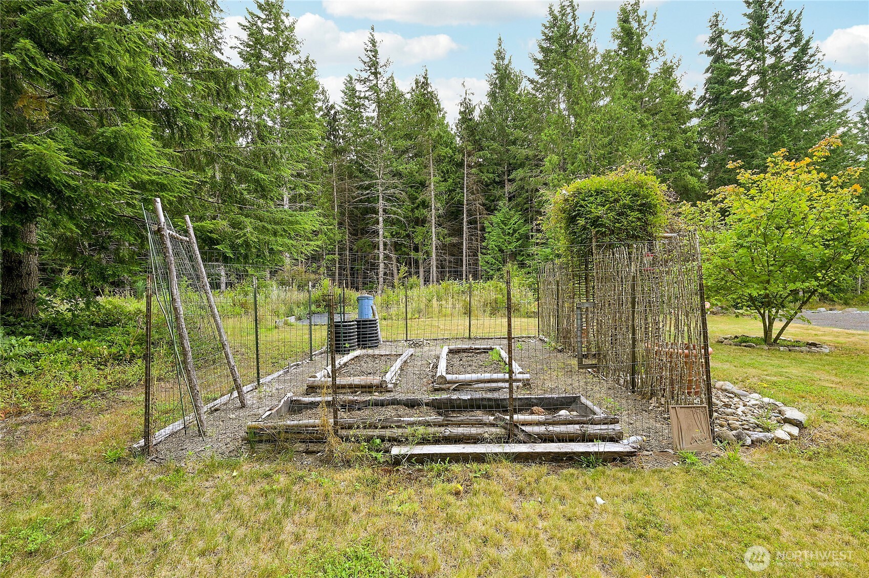 2784 Wa - 104 Property Photo 24