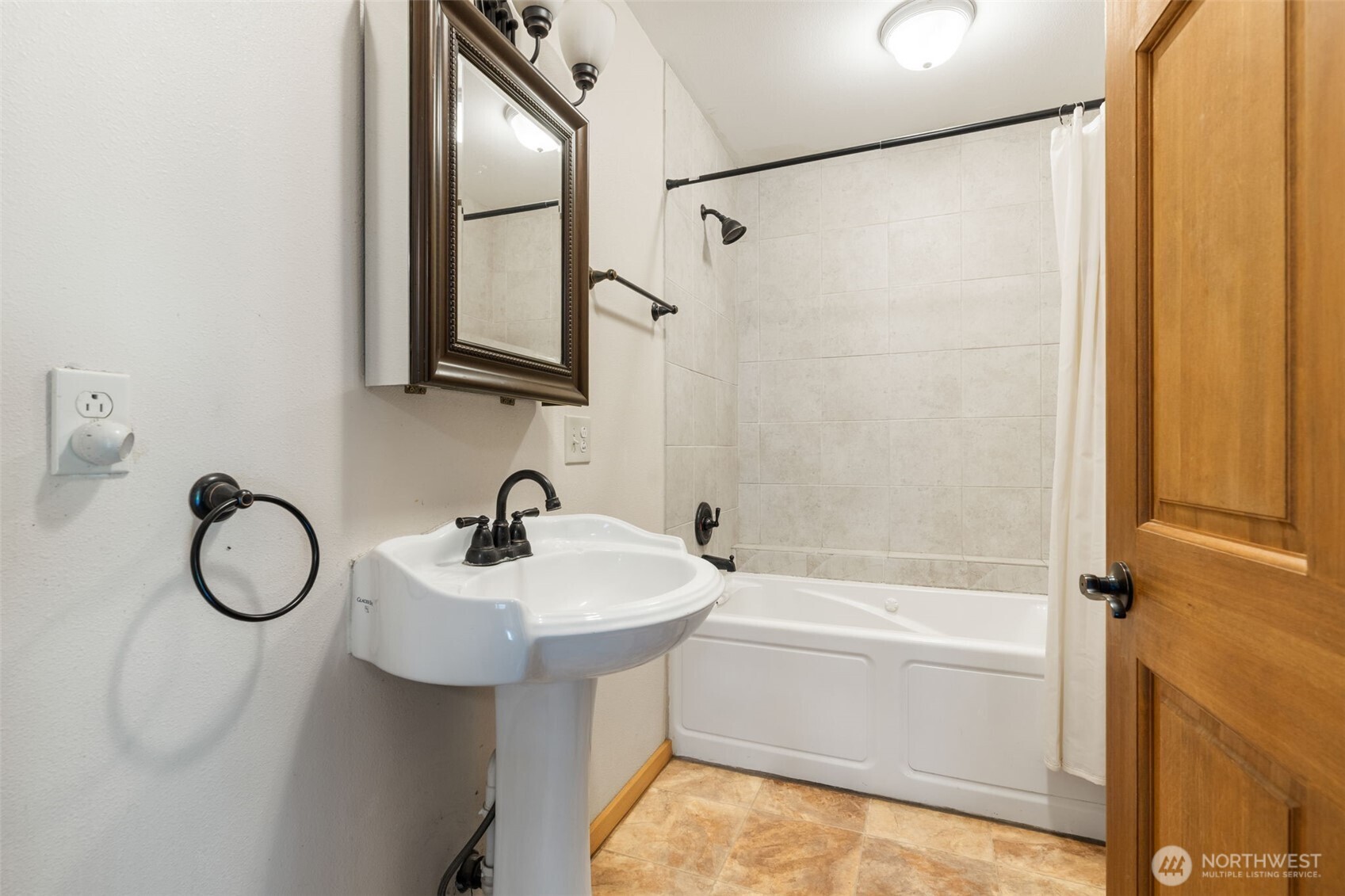 122 Cole Rd Property Photo 15