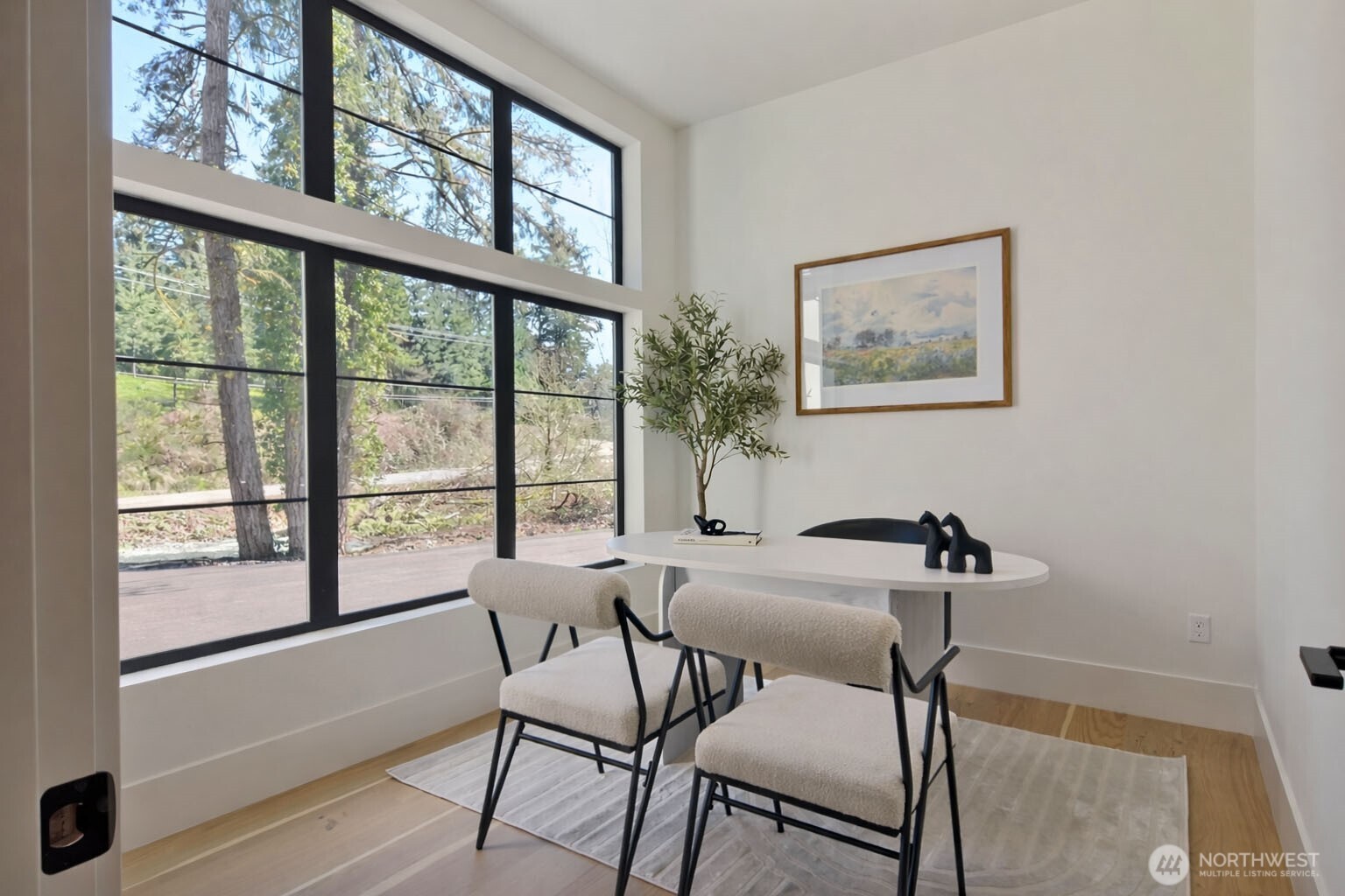 275 Island Boulevard Property Photo 4