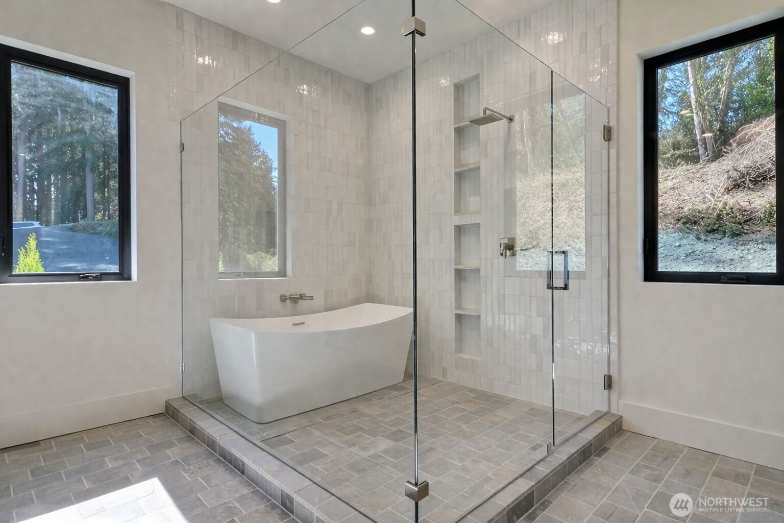 275 Island Boulevard Property Photo 18