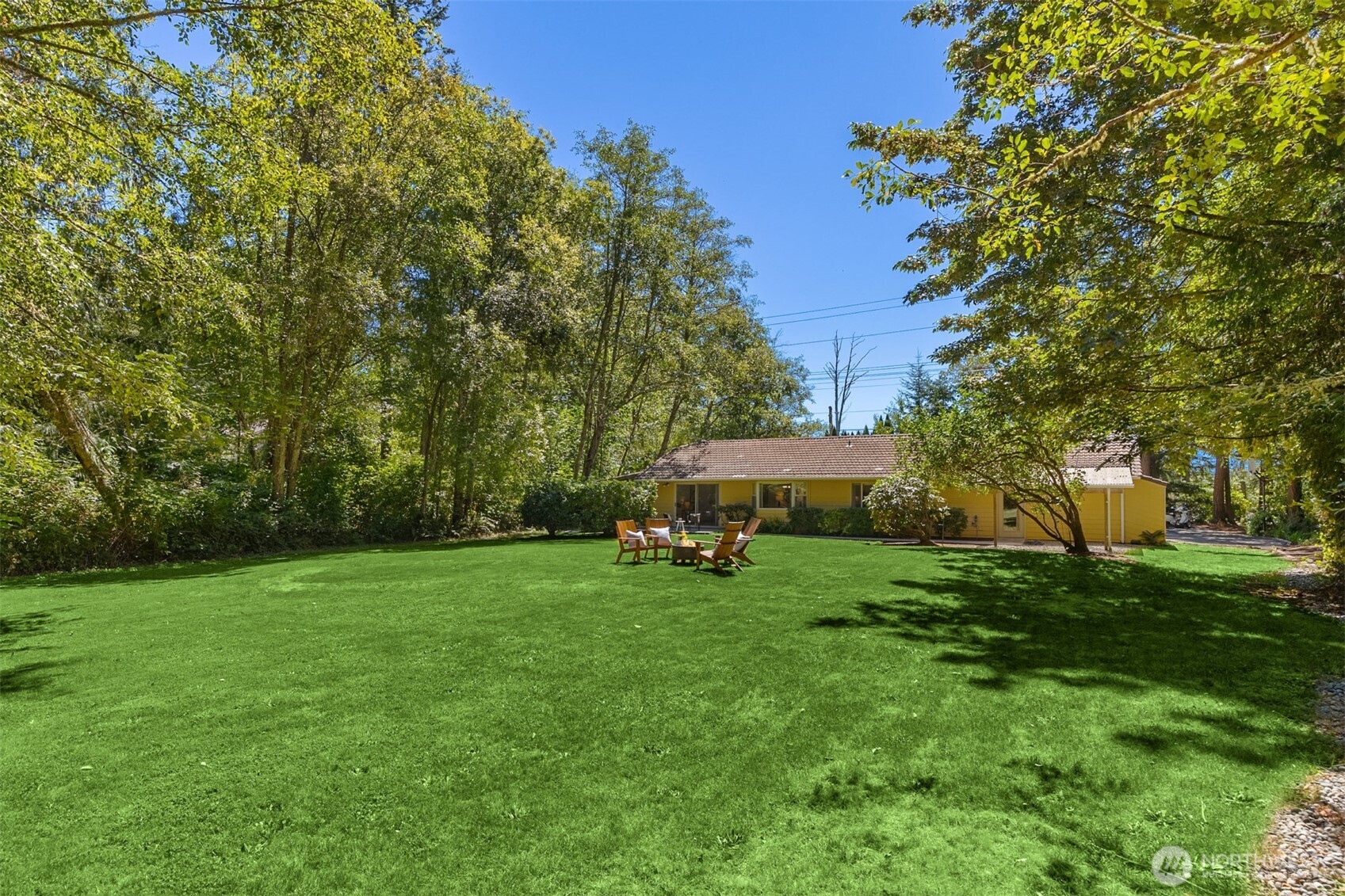 8960 Ne Day Road Property Photo 26